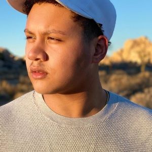 Meet your Posher, Josiah